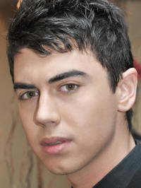 03-07-2194 6x8.jpg (2826630 bytes)