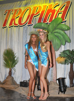 Olwethu left and Liesl right