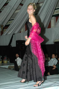 19_11_348.JPG (5453294 bytes)