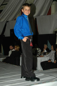 19_11_471.JPG (3515111 bytes)