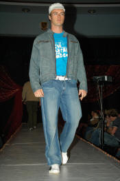 27_05_312.JPG (3973401 bytes)