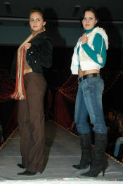 27_05_355.JPG (7125972 bytes)