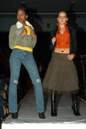 27_05_375.JPG (5932486 bytes)