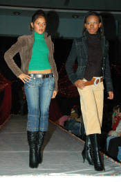 27_05_389.JPG (6140984 bytes)