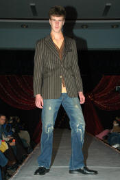 27_05_422.JPG (5475841 bytes)