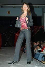 27_05_497.JPG (5583798 bytes)