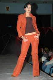 27_05_525.JPG (5245129 bytes)