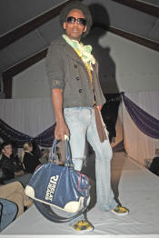 19-05_26523.JPG (5869405 bytes)